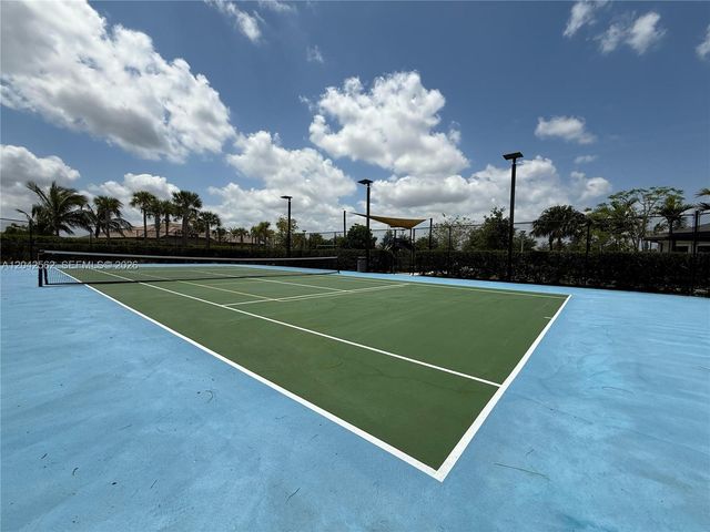 9117 Balsamo Dr, Palm Beach Gardens, FL 33412