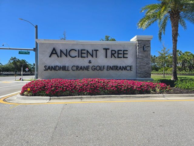 9117 Balsamo Dr, Palm Beach Gardens, FL 33412