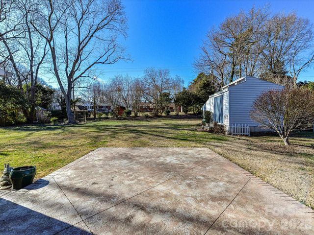 361 Wedgewood Drive, Mooresville, NC 28115