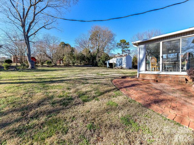 361 Wedgewood Drive, Mooresville, NC 28115