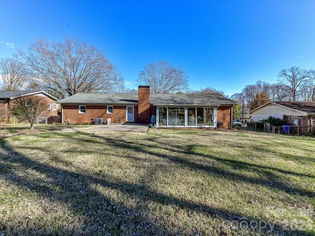 361 Wedgewood Drive, Mooresville, NC 28115