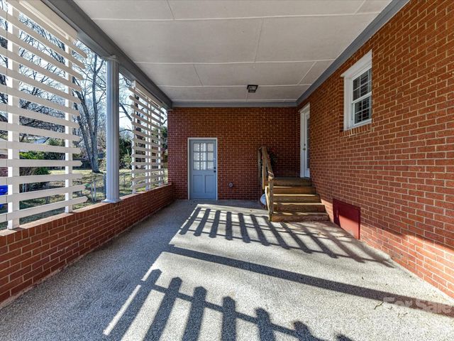 361 Wedgewood Drive, Mooresville, NC 28115