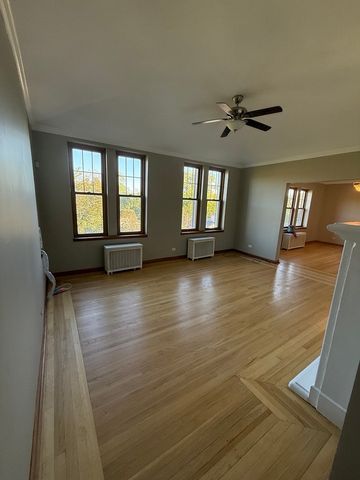 10905 S Longwood Drive 3, Chicago, IL 60643