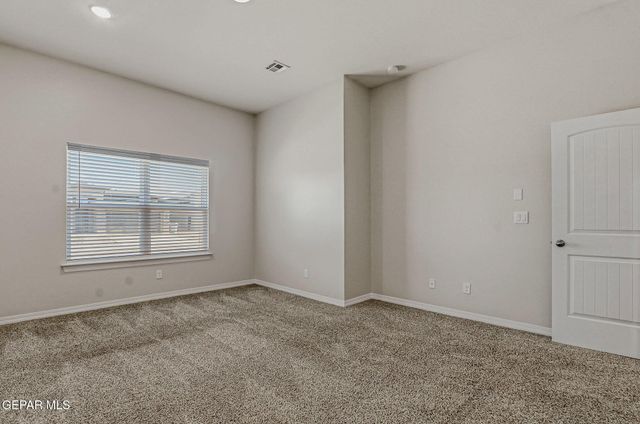 957 GULF STREAMS Avenue, El Paso, TX 79932