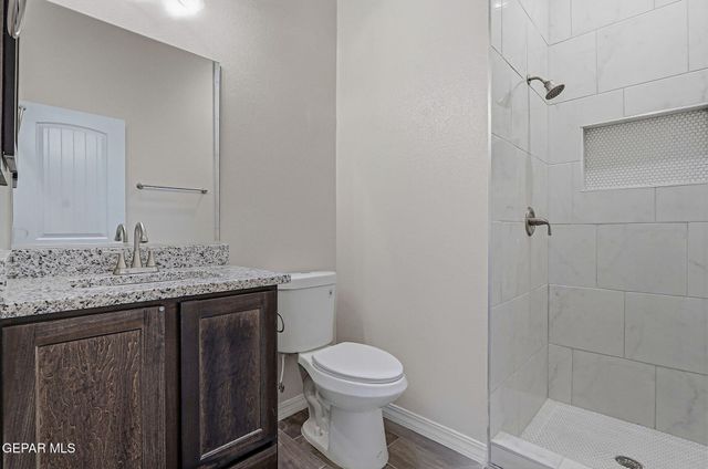 957 GULF STREAMS Avenue, El Paso, TX 79932