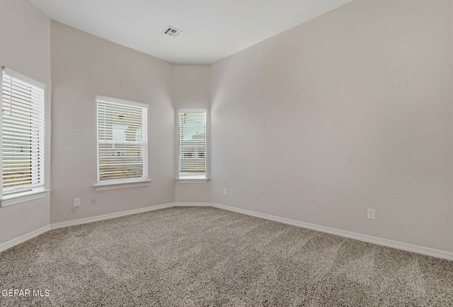 957 GULF STREAMS Avenue, El Paso, TX 79932