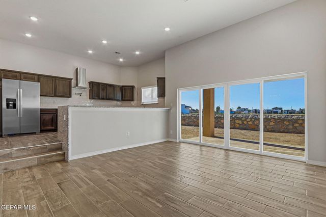 957 GULF STREAMS Avenue, El Paso, TX 79932