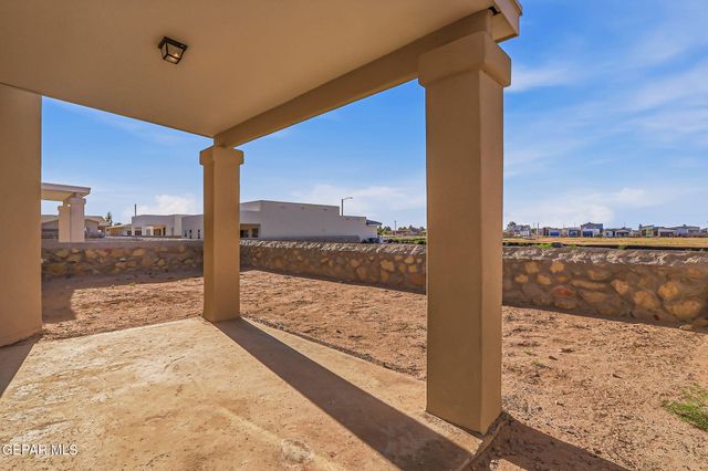 957 GULF STREAMS Avenue, El Paso, TX 79932