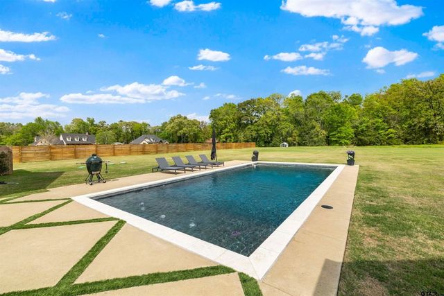 21197 N Gatlinburg, Bullard, TX 75757