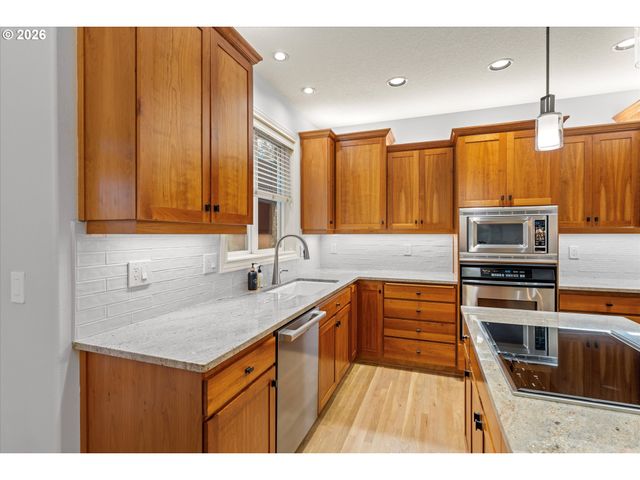 23451 Sw REDFERN Pl, Sherwood, OR 97140