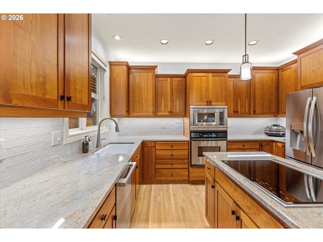 23451 Sw REDFERN Pl, Sherwood, OR 97140