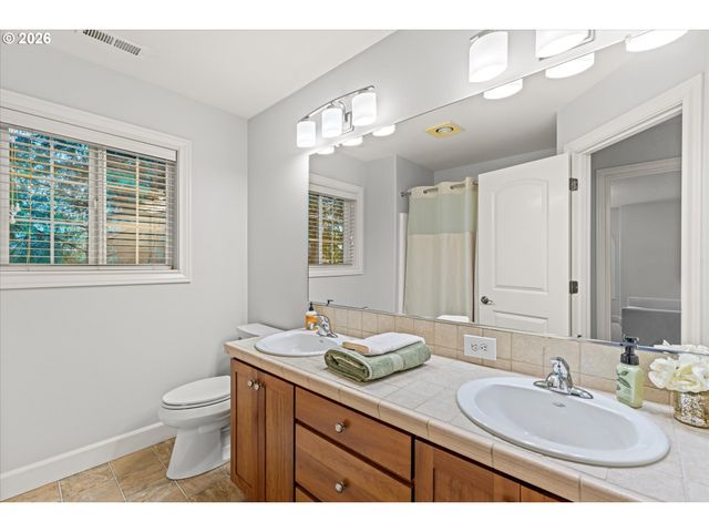 23451 Sw REDFERN Pl, Sherwood, OR 97140