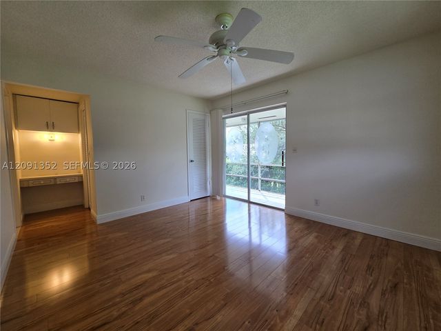 880 W Horizons W 205, Boynton Beach, FL 33435