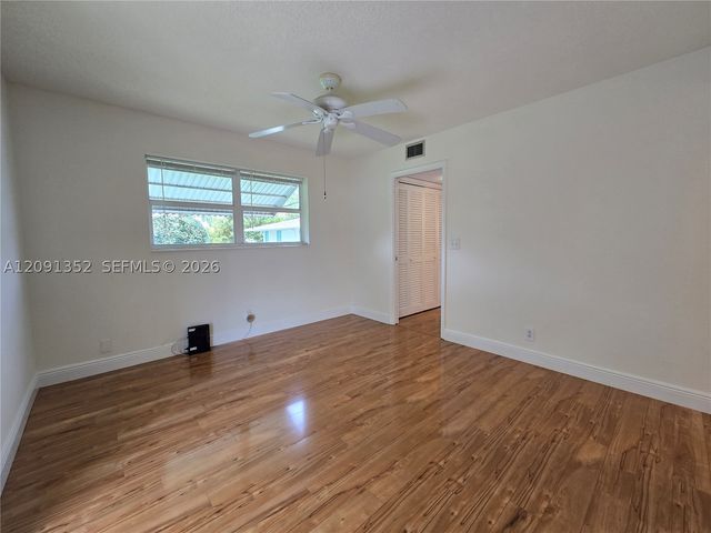 880 W Horizons W 205, Boynton Beach, FL 33435
