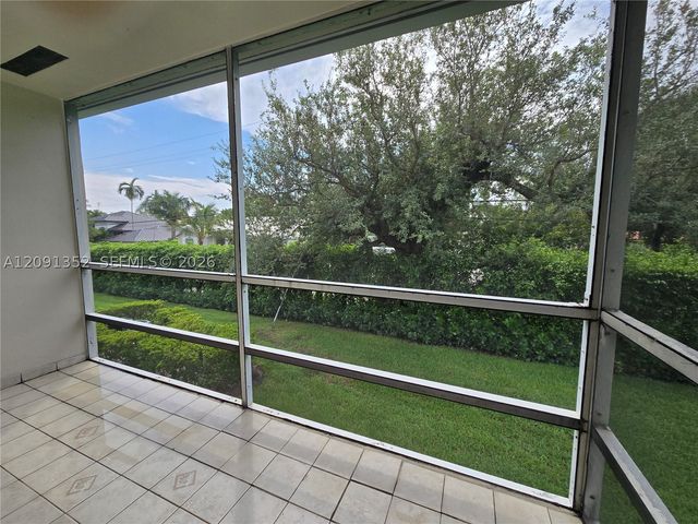 880 W Horizons W 205, Boynton Beach, FL 33435