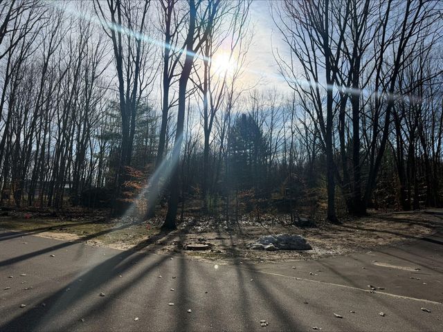 76757 Wood Crest Court, South Haven, MI 49090