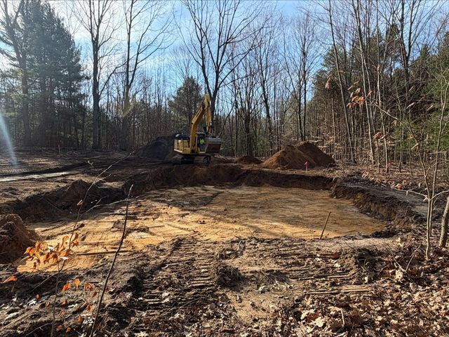 76757 Wood Crest Court, South Haven, MI 49090