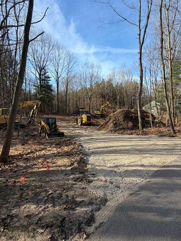 76757 Wood Crest Court, South Haven, MI 49090