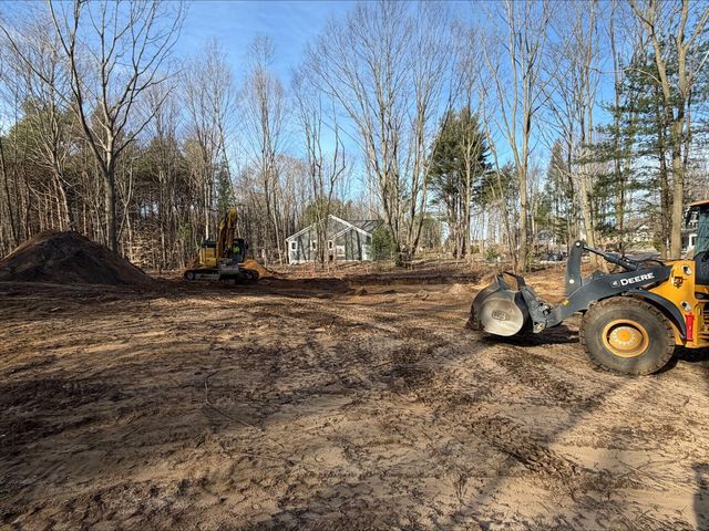 76757 Wood Crest Court, South Haven, MI 49090