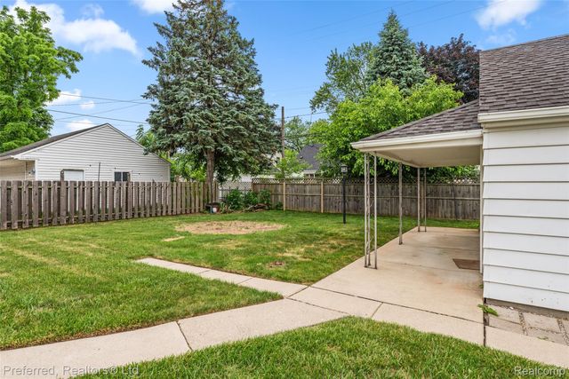 22265 Nowlin Street, Dearborn, MI 48124
