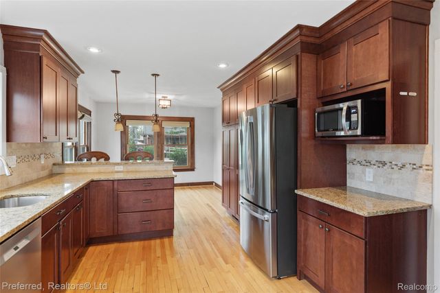22265 Nowlin Street, Dearborn, MI 48124