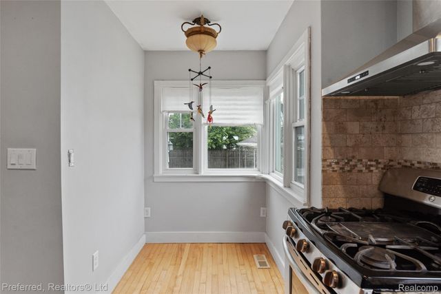 22265 Nowlin Street, Dearborn, MI 48124