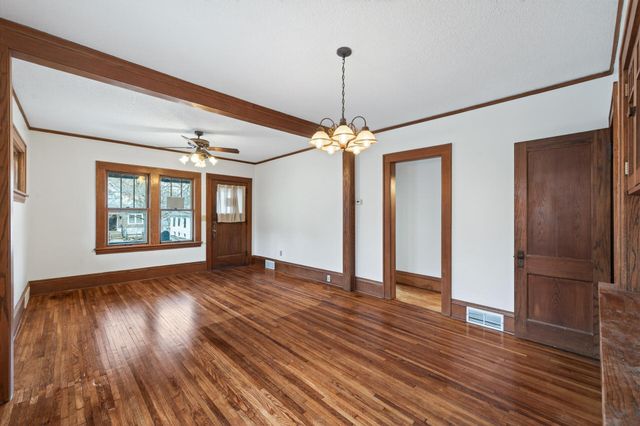 776 Wheeler Street N, Saint Paul, MN 55104