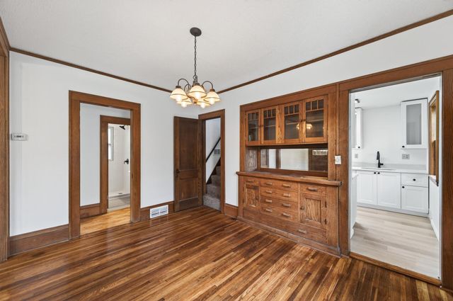 776 Wheeler Street N, Saint Paul, MN 55104