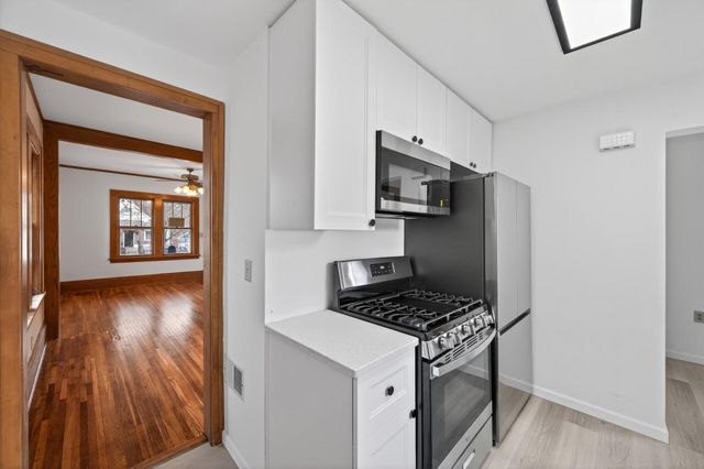 776 Wheeler Street N, Saint Paul, MN 55104