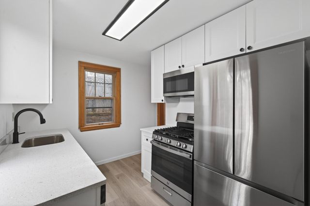 776 Wheeler Street N, Saint Paul, MN 55104