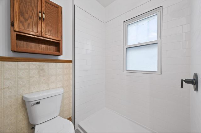 776 Wheeler Street N, Saint Paul, MN 55104