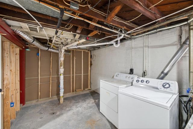 776 Wheeler Street N, Saint Paul, MN 55104