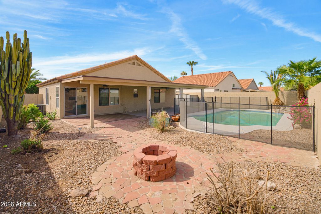9168 W SAINT JOHN Road, Peoria, AZ 85382 — photo 2