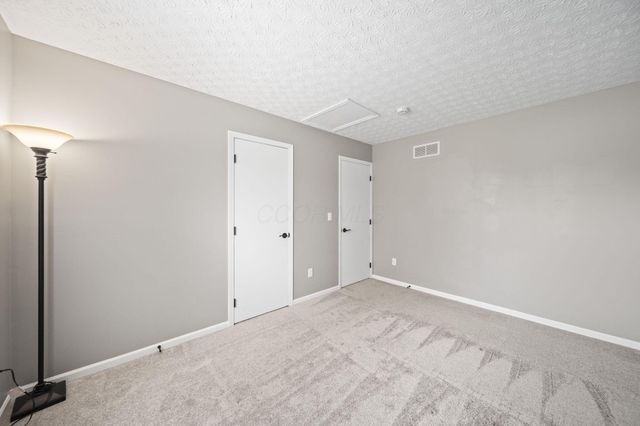 7482 Bunker Ridge Court, Blacklick, OH 43004