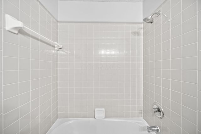 7482 Bunker Ridge Court, Blacklick, OH 43004