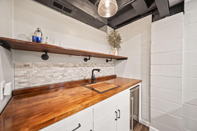 7482 Bunker Ridge Court, Blacklick, OH 43004