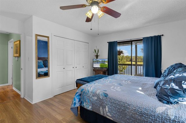 521 E MIRROR LAKE DRIVE, Fruitland Park, FL 34731