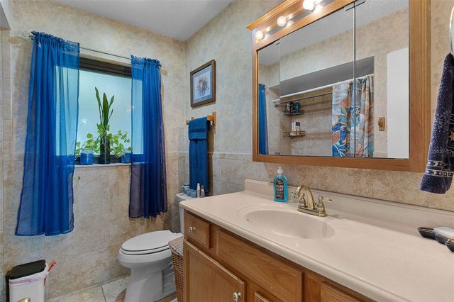 521 E MIRROR LAKE DRIVE, Fruitland Park, FL 34731