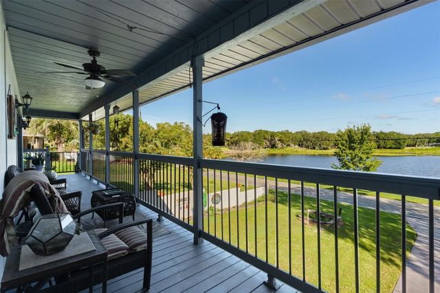 521 E MIRROR LAKE DRIVE, Fruitland Park, FL 34731