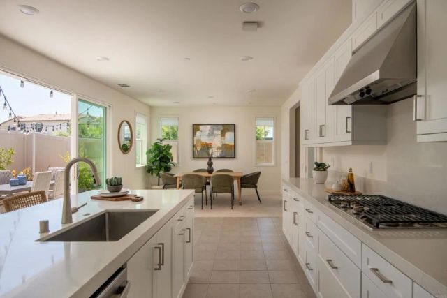 1860 Artemisia Court, Carlsbad, CA 92011