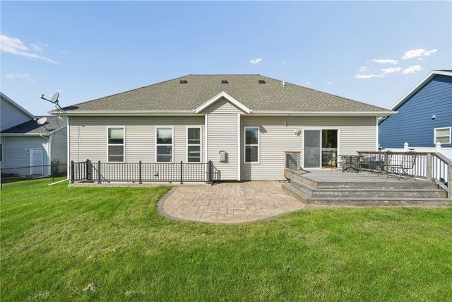 5501 Mayfair St, Cedar Rapids, IA 52404