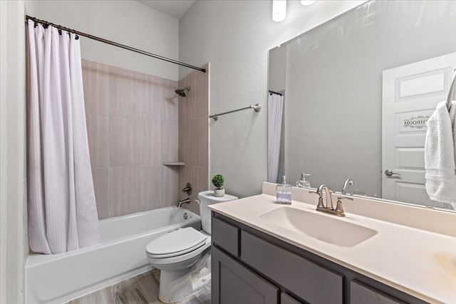 625 Alaina Drive, Desoto, TX 75115