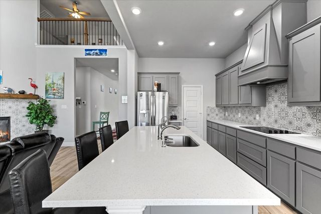 625 Alaina Drive, Desoto, TX 75115