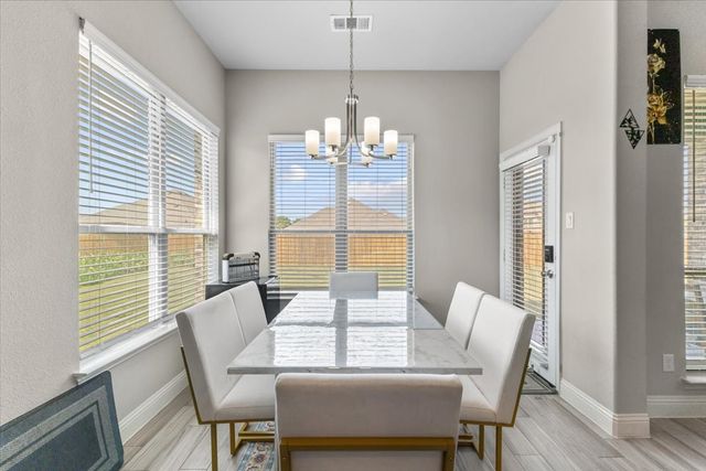 625 Alaina Drive, Desoto, TX 75115