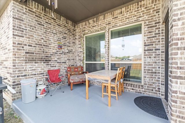 625 Alaina Drive, Desoto, TX 75115