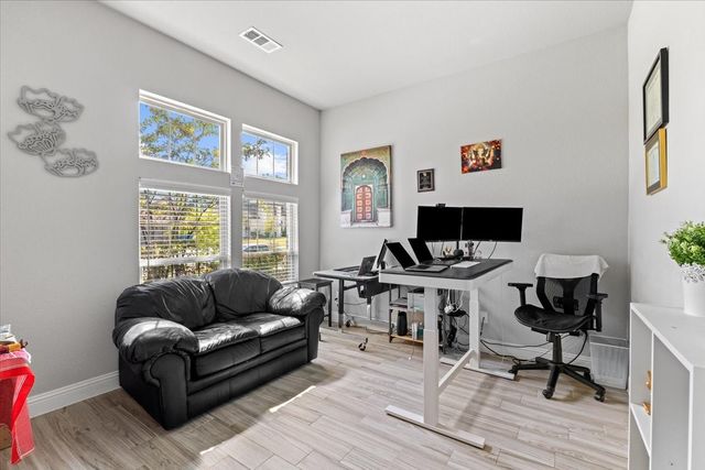 625 Alaina Drive, Desoto, TX 75115