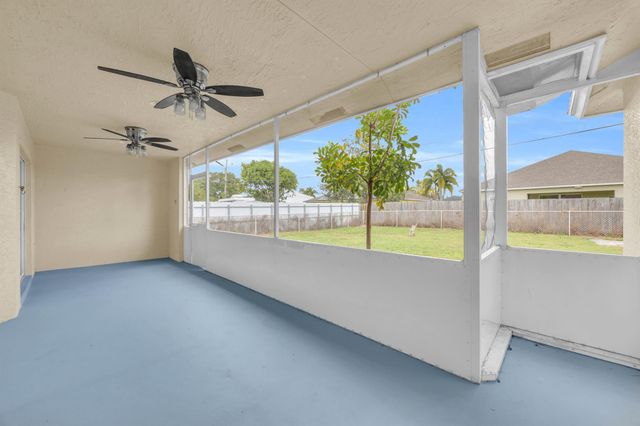 729 SW Sardinia Avenue, Port St Lucie, FL 34953
