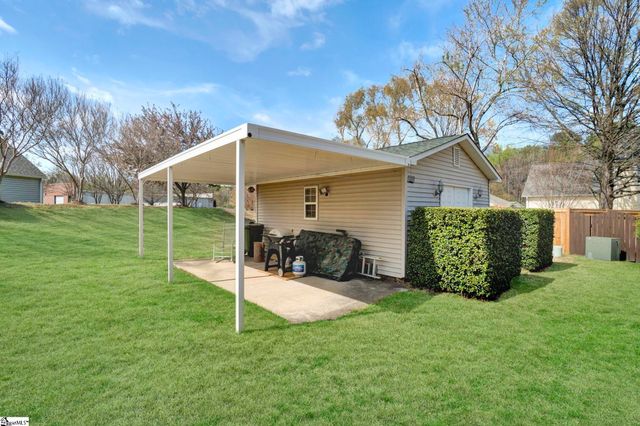 306 Rocky Chase Drive, Greenville, SC 29615