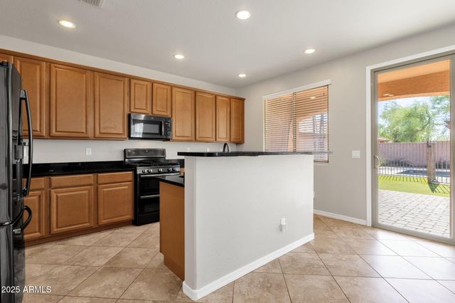 2947 E SALTSAGE Drive, Phoenix, AZ 85048