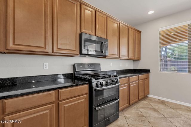 2947 E SALTSAGE Drive, Phoenix, AZ 85048